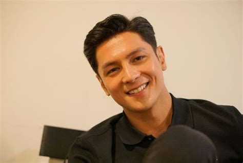 joseph marco jakol|Wild Flower actor Joseph Marco stars in HBO Asia .